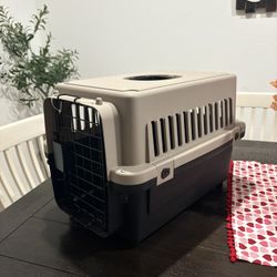 Small Pet Carrier 