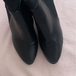 Boots Sz.8.5