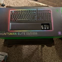 Electronics/Computer Keyboard 