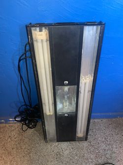 Coralife Salt Water Fish Tank Lamp W/ ballast