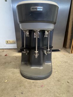 Triple spindle drink mixer, milkshake maker