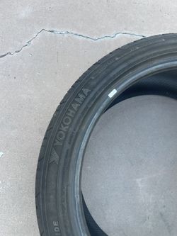 245/40R19 YOKOHAMA ADVAN A/S TIRE