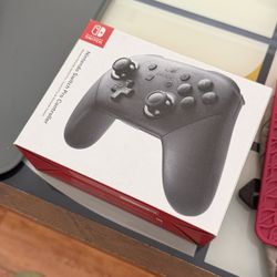 Switch Pro Controller Black (New/Sealed) Nintendo
