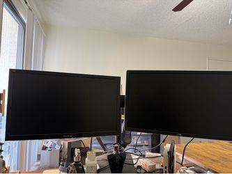 Monitors with free stand
