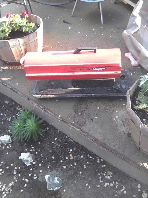 Dayton 50,000 BTU Kerosene And Oil Heater