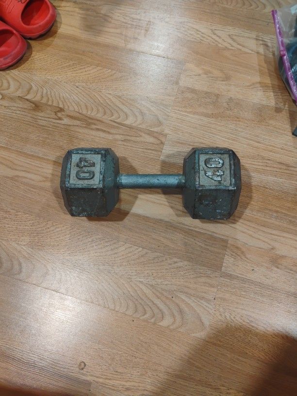 Dumbbell 