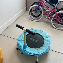 Baby trampoline