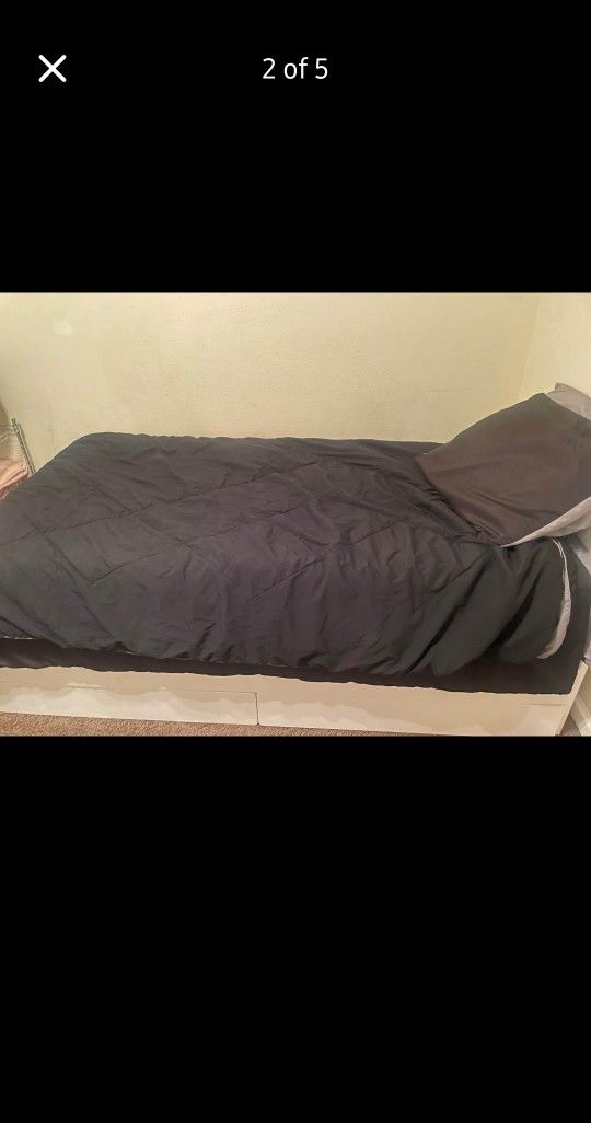 Trundle Bed (2 Twin Beds) With 2 Drawers