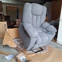 Lift Chair With Massage And Heat $440 FIRM
