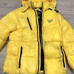Reebok yellow puffer coat XL 