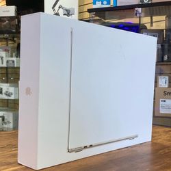 2022 MacBook Air M2 13.6″