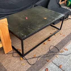 Free Metal Table 