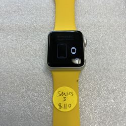 Apple Watch Series 3 GPS 38 mm Good Condition 