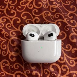 Apple AirPods 1st Generation 