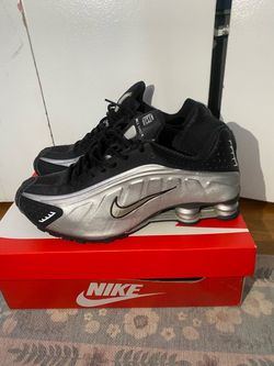 nike shox sliver size 10.5