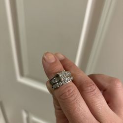Engagement/ Wedding Ring