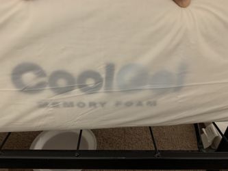 Cool gel 10 inch memory foam twin mattress in new condition