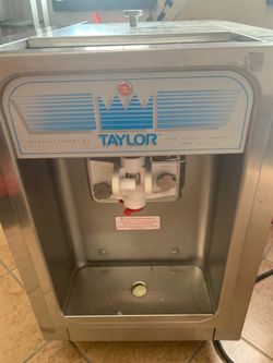 Taylor 152-12 soft serve ice cream machine