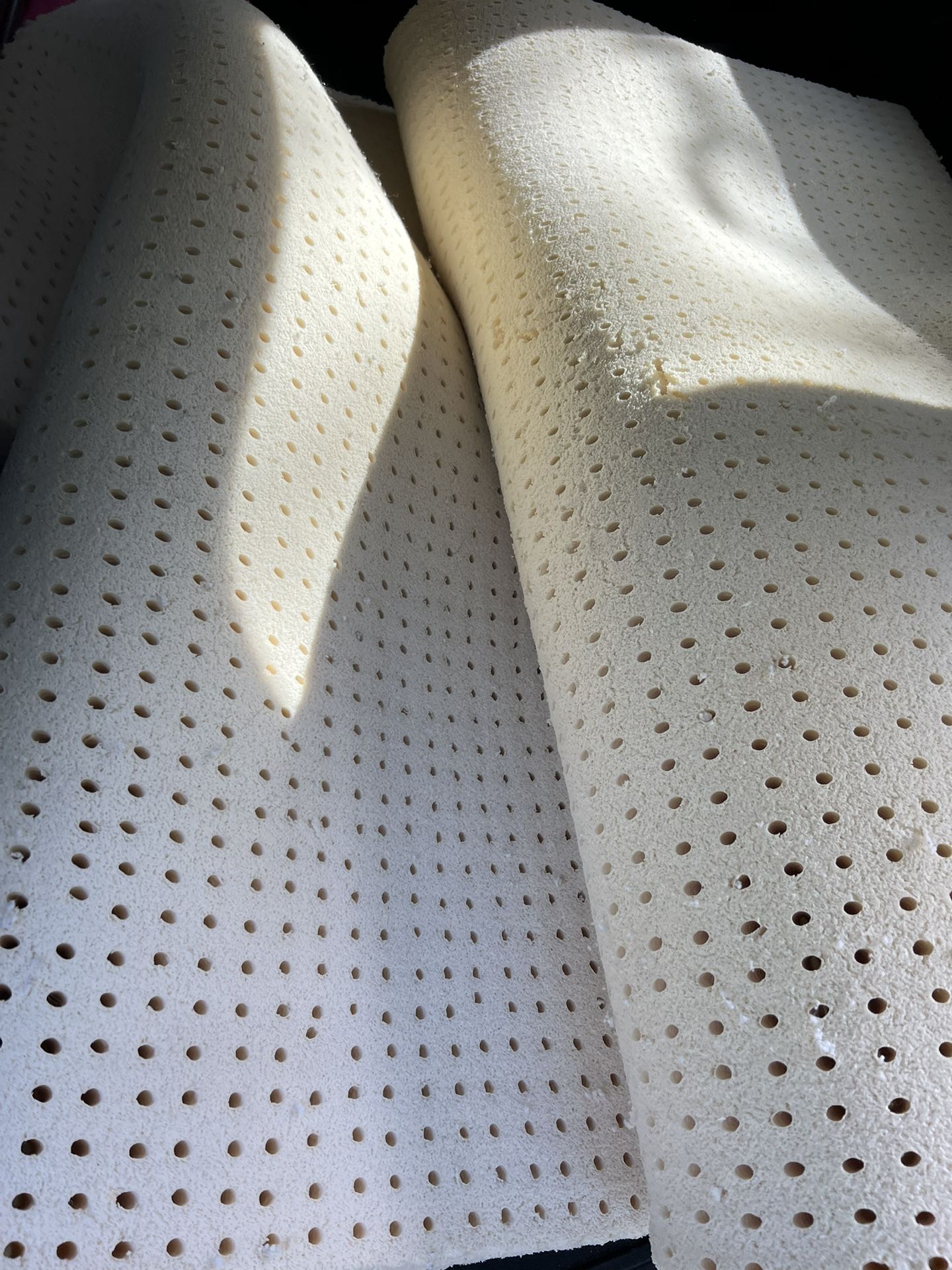Twin Size Latex Mattress Topper – Clean, Healthy, & Comfortable