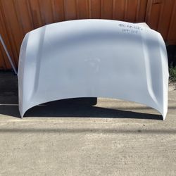 Hood Kia.Forte. OEM. 2017-2018 good condition.Used. 