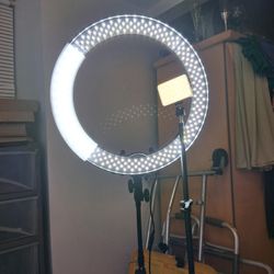 NEEWER RL-18 LED PHOTOGRAPHY 18" RING LIGHT WITH 7' TRIPOD Also A Selfie Light With Tripod XL-71 And Attatchments