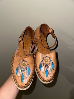 Sandles