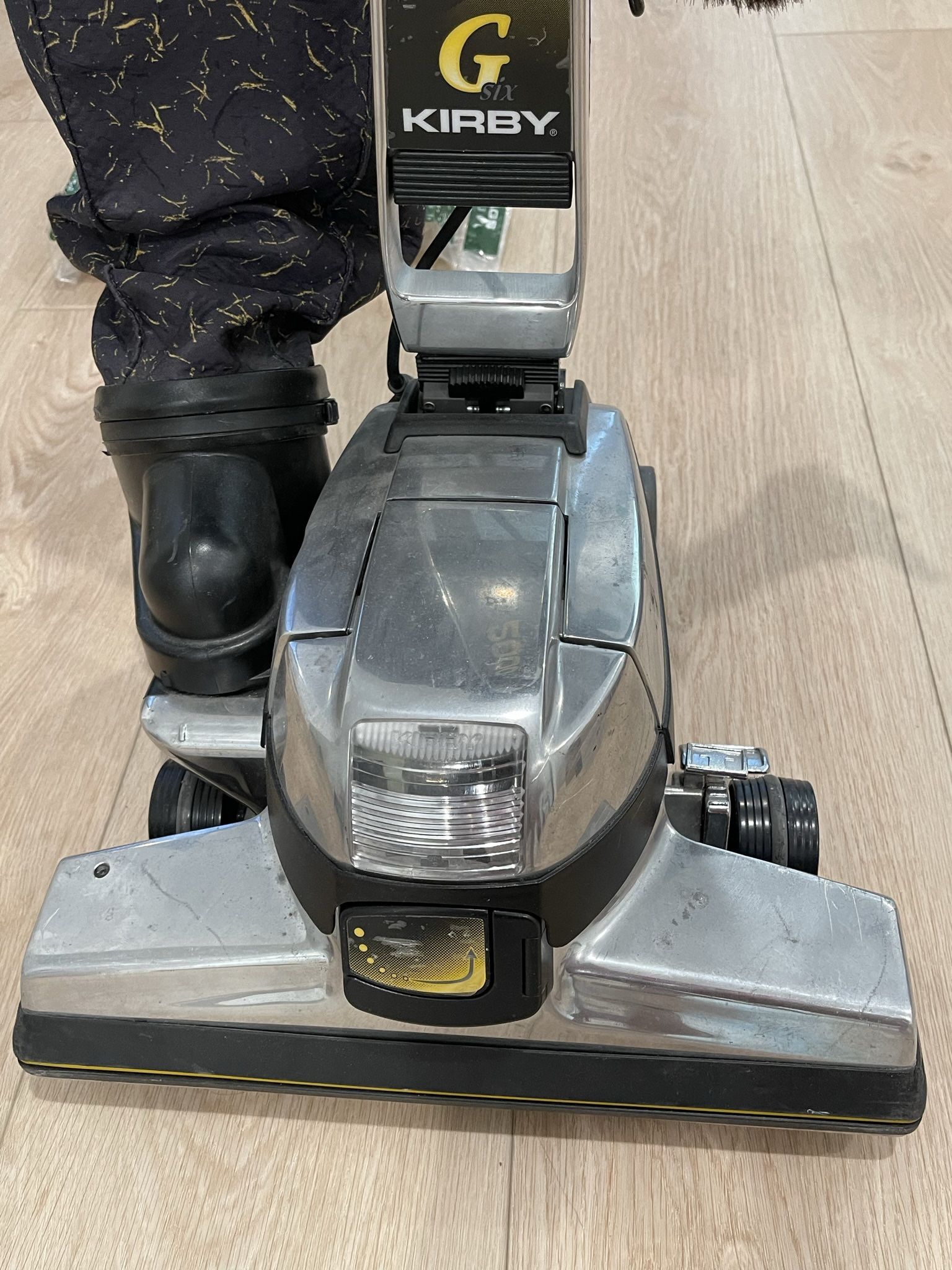 Kirby G6 Vacuum