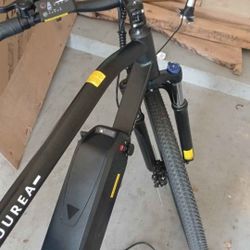 Oruea Electric Bicycle READ DESCRIPTION 