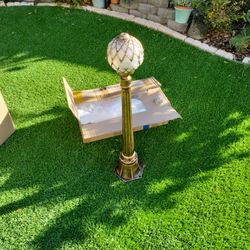 3' Metal Lamp Post