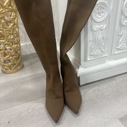 Tons Of Boots, Shoes And Sandals Size 7