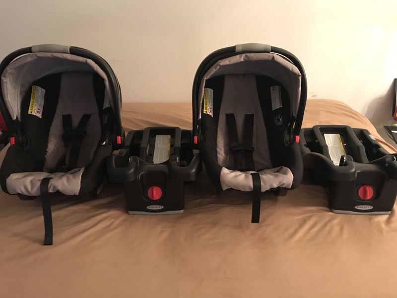 Infant car seats including base!