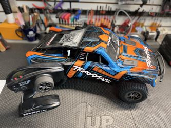 Traxxas Slash 4X4 VXL Ultimate BrushlessR/C Short Course Truck