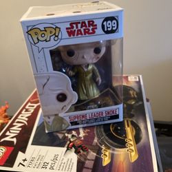 Supreme leader snoke  Funko Pop