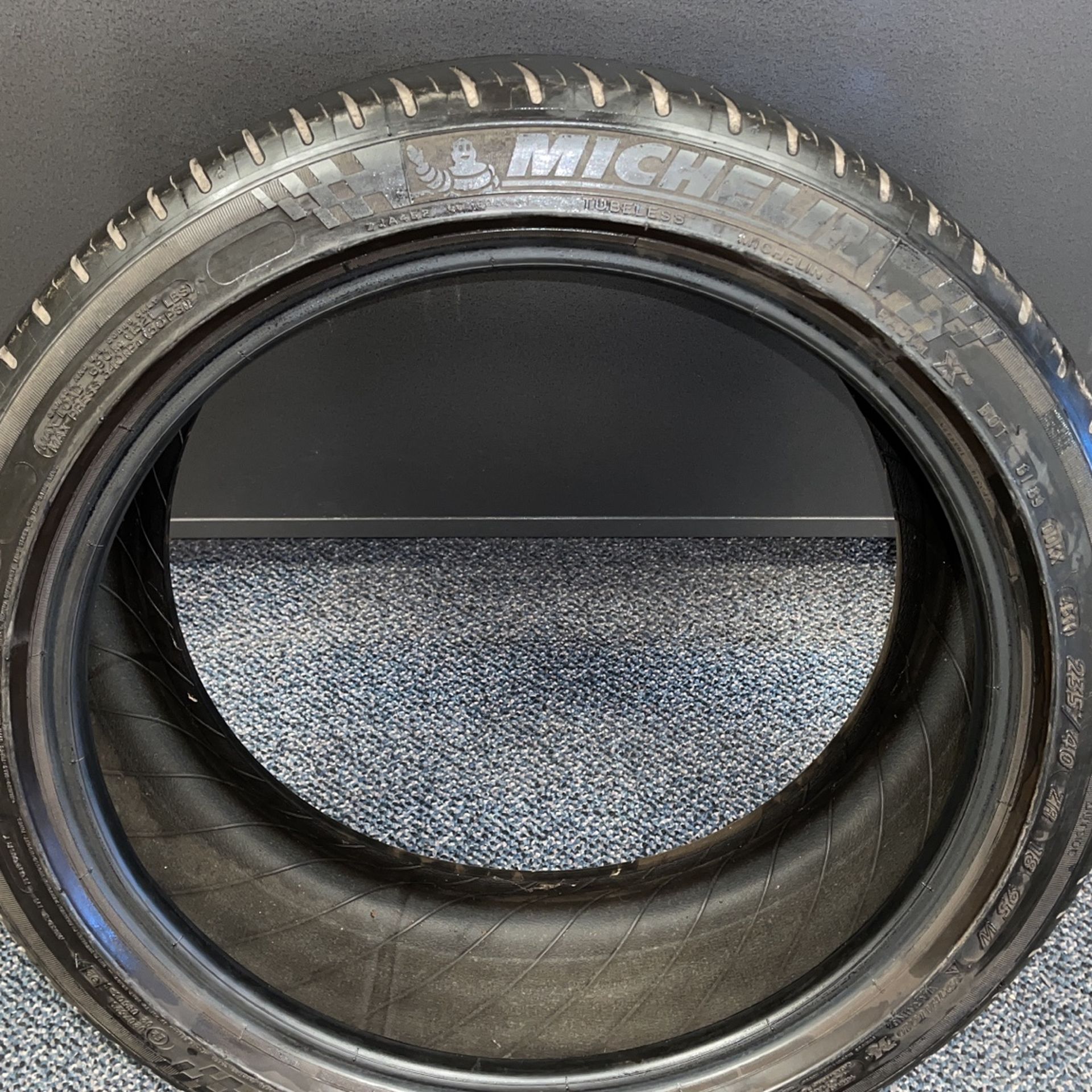 TIRE FOR SALE, MICHELIN