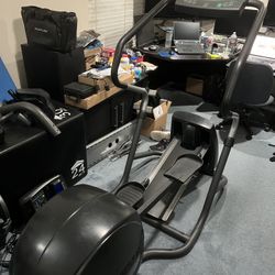 Precor EFX 5.21si Elliptical Cross Trainer