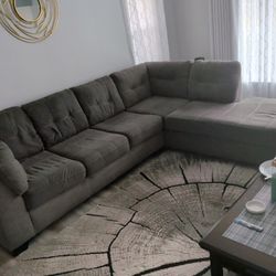 Sectional Sofa 