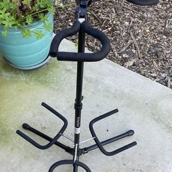 3 Guitar Stand