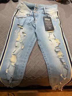Don Jeans Columbian Skinny Jeans NEW