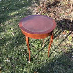 Vintage Mahogany Mid-20th Century Leather Top Side Table