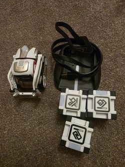 Cozmo Robot