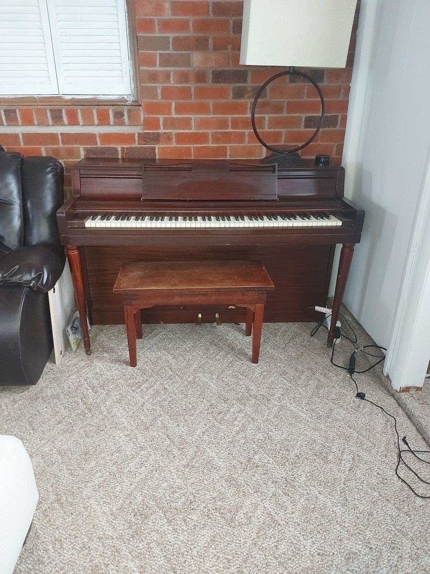 Wurlitzer Piano