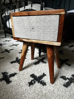 Side Table/Nightstand