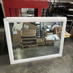 Insulated Glass Vinyl Window W/ Screen