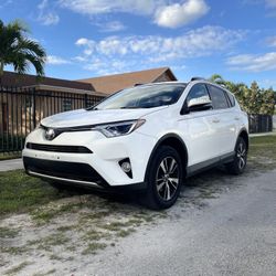 Toyota Rav4 XLE 2018