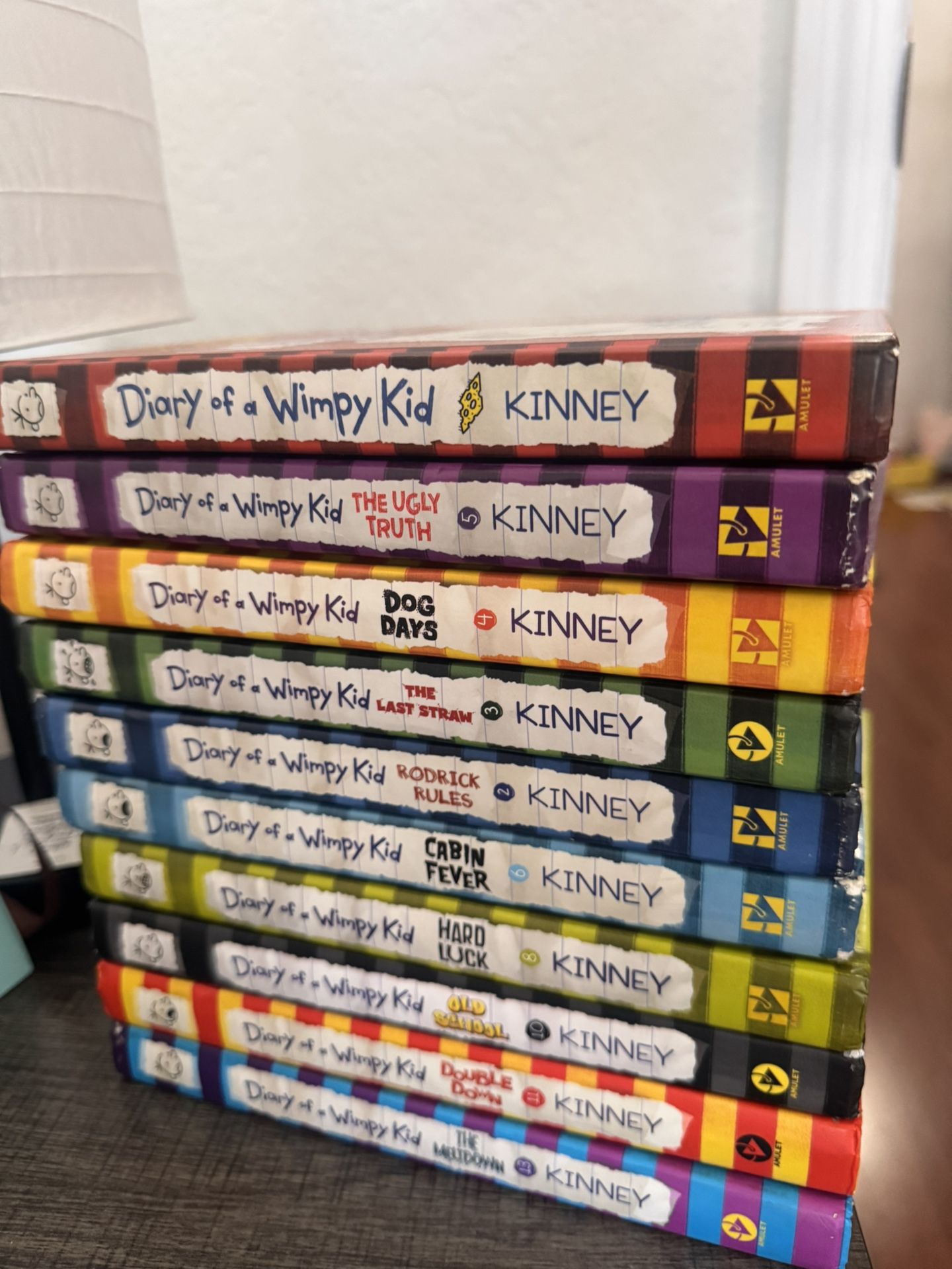 Book Collection - 10 Diary Of A Wimpy kid