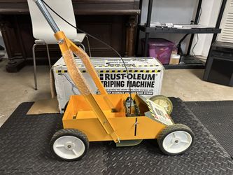 Rust-Oleum High-Performance Striping Machine