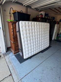 Queen mattress