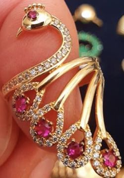 Size 7/8 10k gold ring