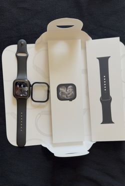 New Apple Watch Series 11 GPS+Celluar Jet Black 46mm