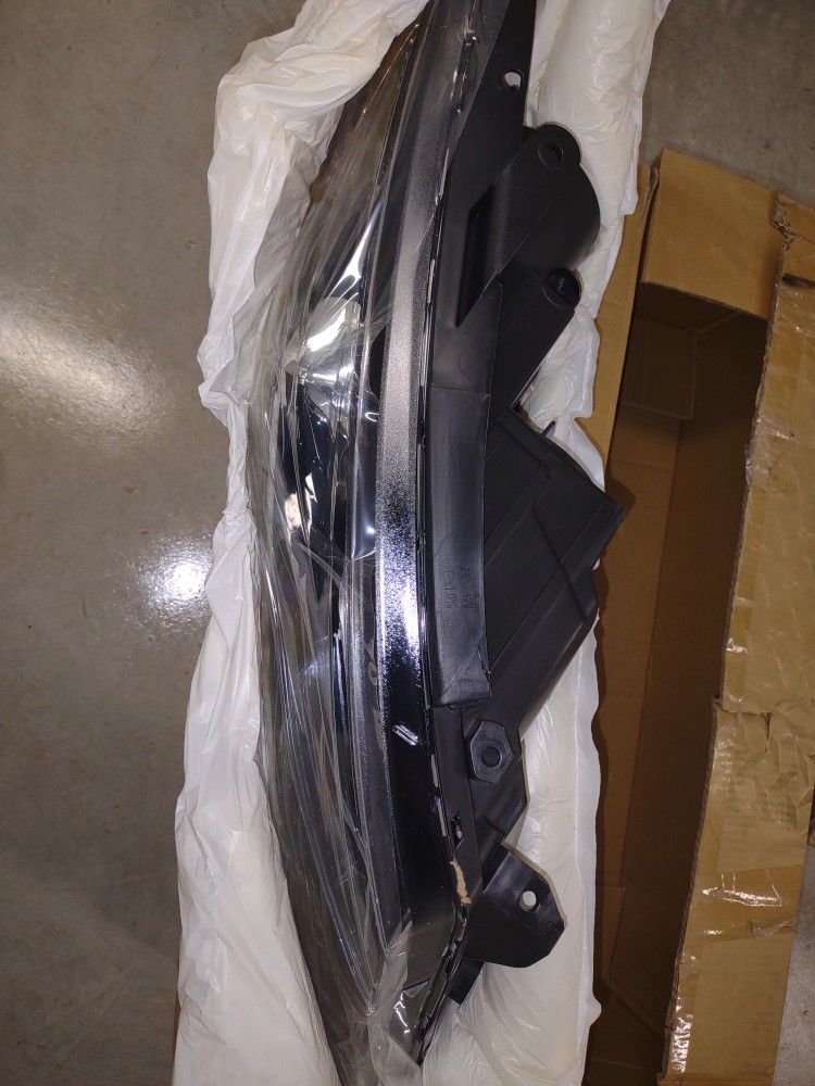 Kia Optima Headlights 